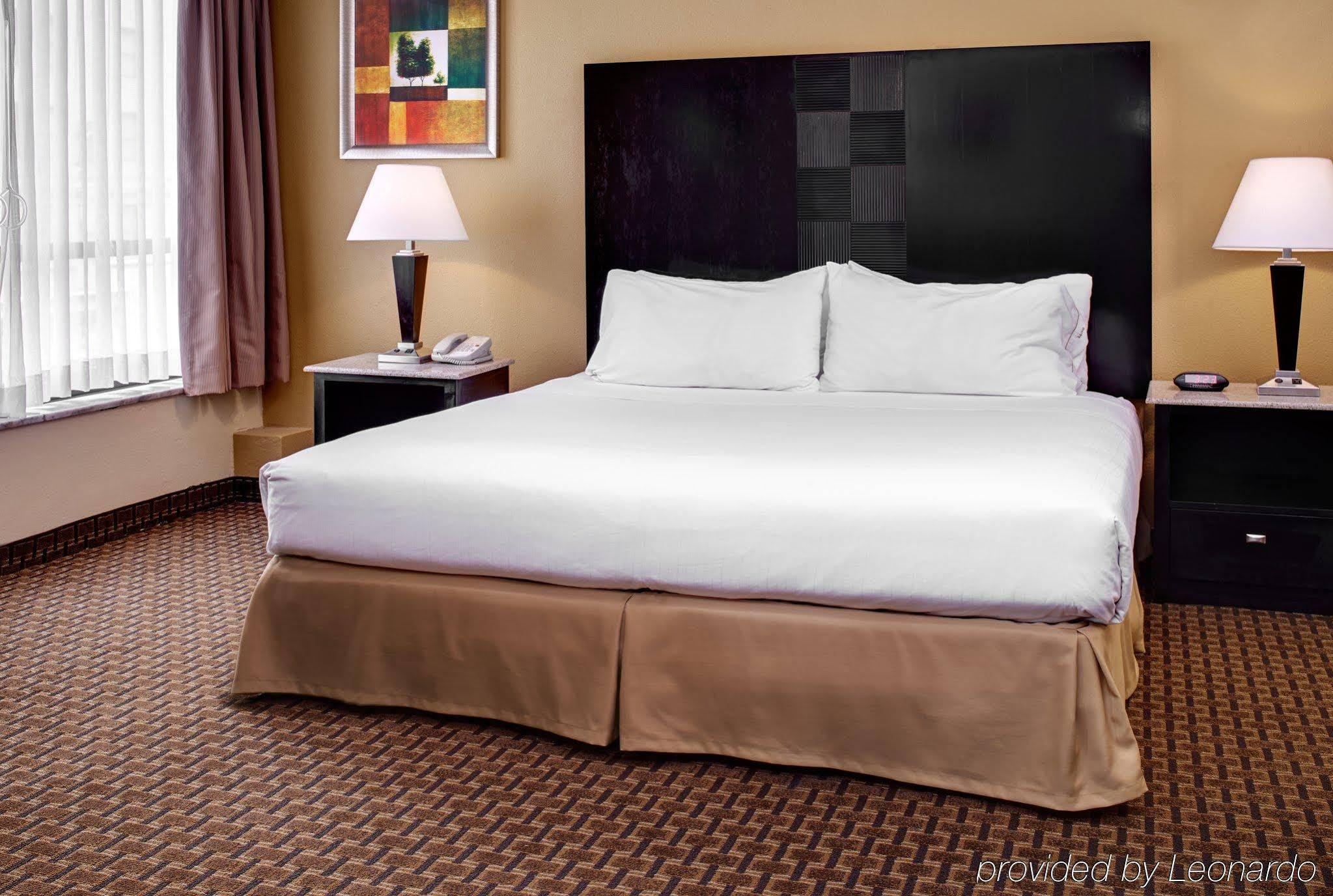 Hotel Indigo Downtown By Ihg 3*